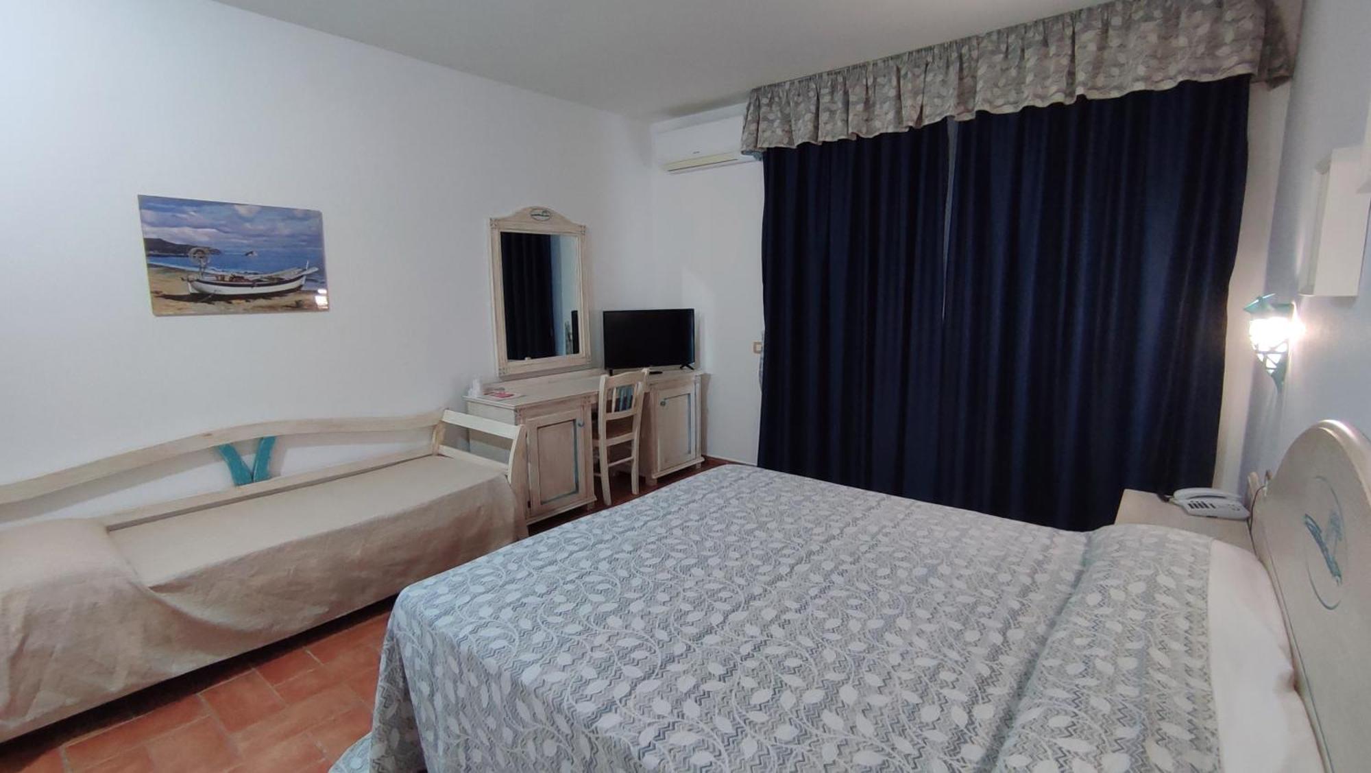 Hotel Le Sabbie Calasetta Ngoại thất bức ảnh