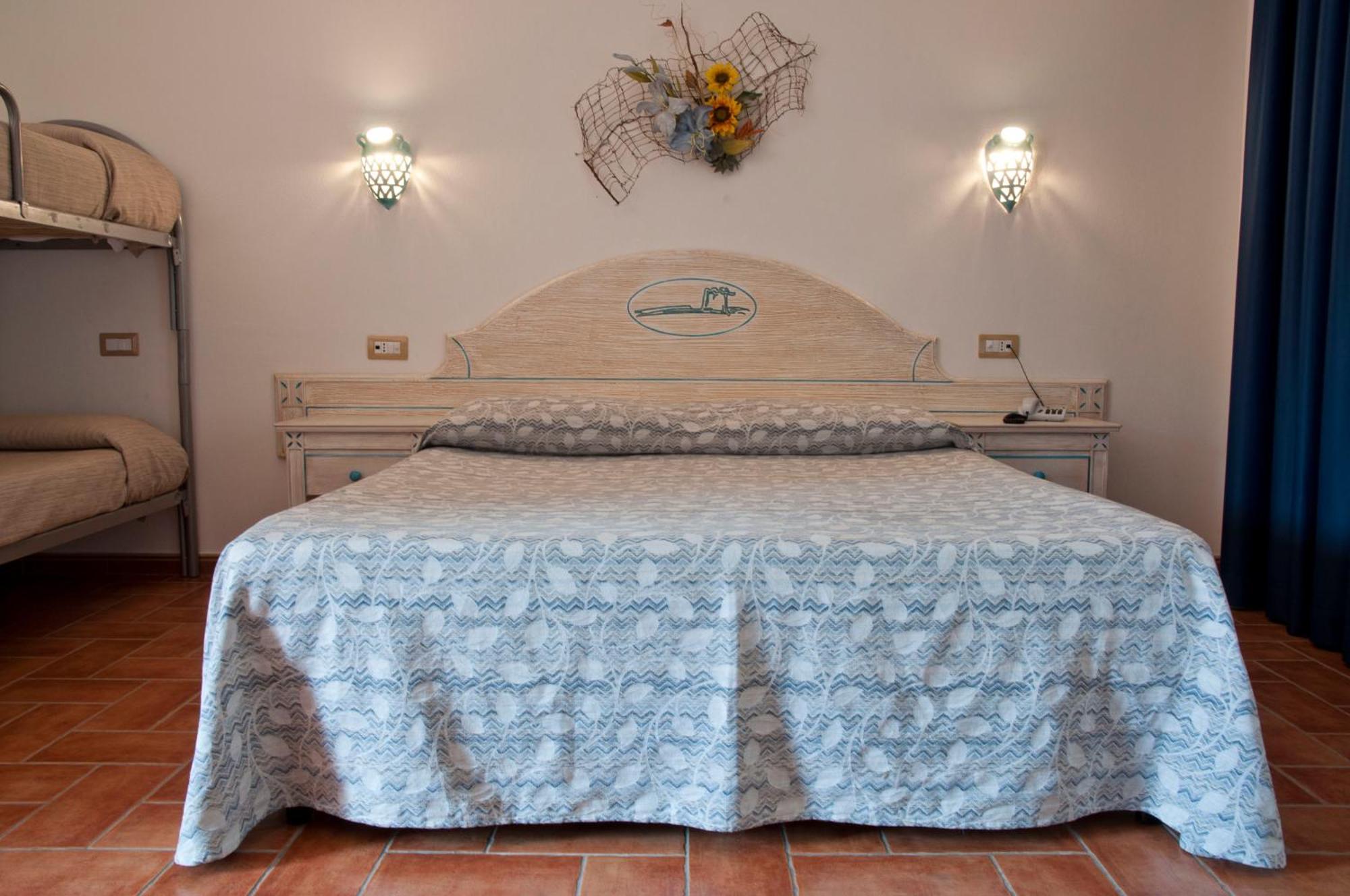 Hotel Le Sabbie Calasetta Ngoại thất bức ảnh