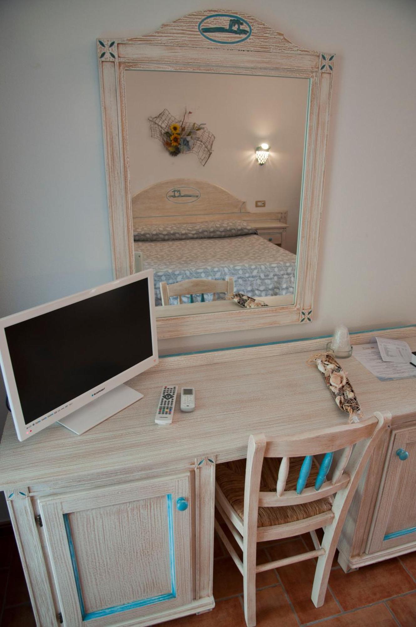 Hotel Le Sabbie Calasetta Ngoại thất bức ảnh